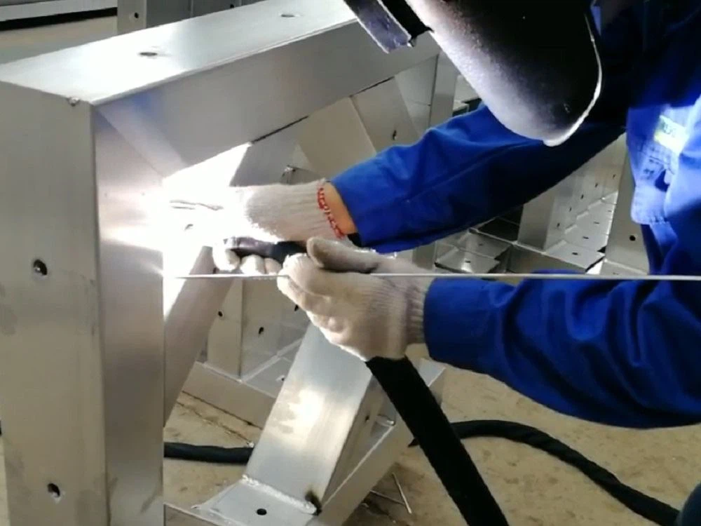 Manual Welding Aluminum Structure.jpg